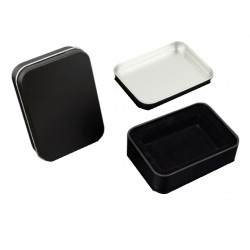 Metalowe pudełko na zapalniczkę benzynową